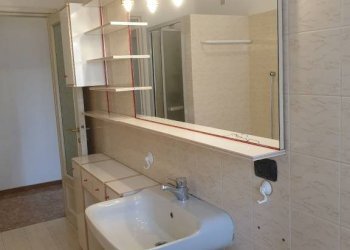 Bagno - Three-room apartment viale Alberto Pasini, 10, Parma (neighborhood Pablo) - photo 29