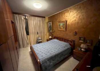 Camera da letto - Quadrilocale via Generale Carlo Alberto Dalla Chiesa, 3, Chieri - foto 15