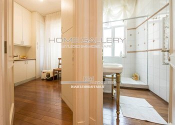 Corridoio - Appartamento via Oreste De Gaspari, Genova (zona Albaro) - foto 37