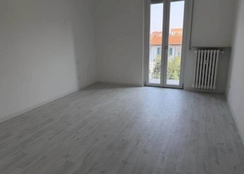 Camera da letto - Trilocale via GORIZIA, 30, Sesto San Giovanni - foto 22
