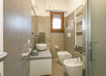Bagno - Bilocale via di Villa Borghese, 26, Anzio - foto 9