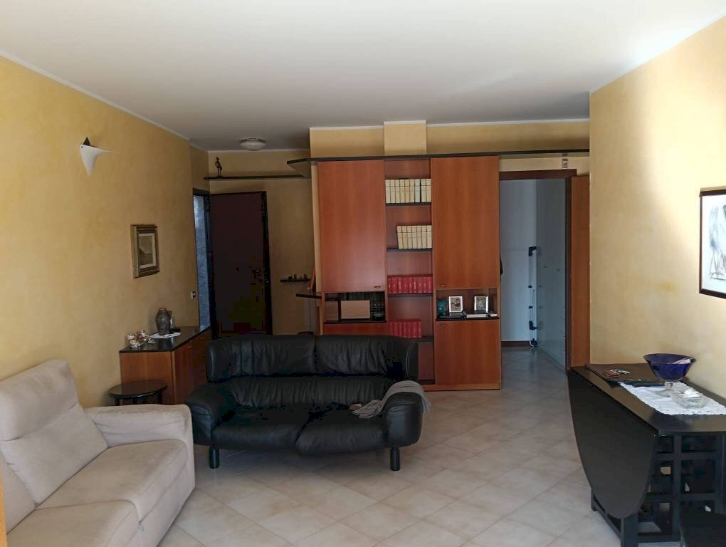 Salone - Three-room apartment via Dante Alighieri, 101, Buccinasco - photo 3