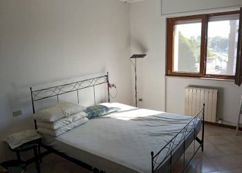 Camera da letto - Three-room apartment via Dante Alighieri, 101, Buccinasco - photo 13