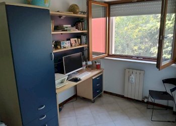 Camera da letto - Three-room apartment via Dante Alighieri, 101, Buccinasco - photo 15