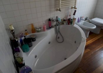 Bagno - Trilocale via San Bartolomeo del Fossato, Genova (zona Sampierdarena) - foto 12
