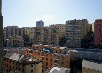 Vista - Trilocale via San Bartolomeo del Fossato, Genova (zona Sampierdarena) - foto 16