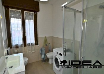Bagno - Appartamento via Gioacchino Rossini, Modena - foto 16