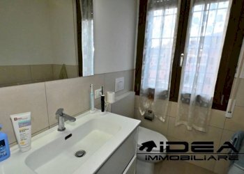 Bagno - Appartamento via Gioacchino Rossini, Modena - foto 17