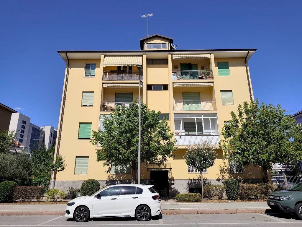 Facciata - Four-room apartment corso Antonio Gramsci, 14, Cuneo (neighborhood Donatello) - photo 1