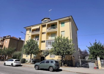 Facciata - Four-room apartment corso Antonio Gramsci, 14, Cuneo (neighborhood Donatello) - photo 2