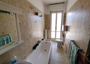 Bagno - Quadrilocale corso Antonio Gramsci, 14, Cuneo (zona Donatello) - foto 30