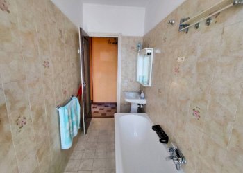 Bagno - Quadrilocale corso Antonio Gramsci, 14, Cuneo (zona Donatello) - foto 31