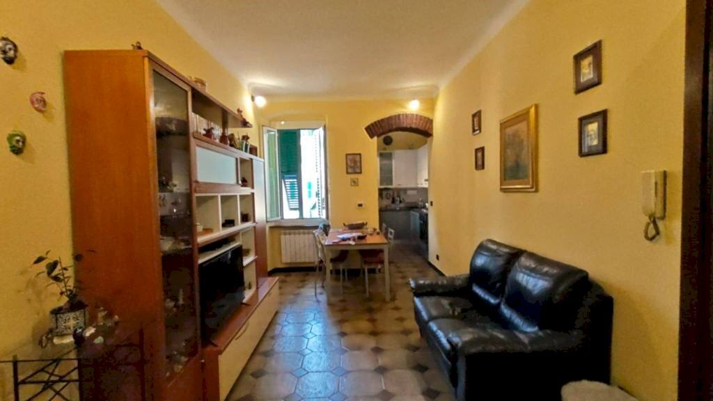 Salone - Trilocale via Teresa Durazzo Pallavicini, Genova (zona Sampierdarena) - foto 2
