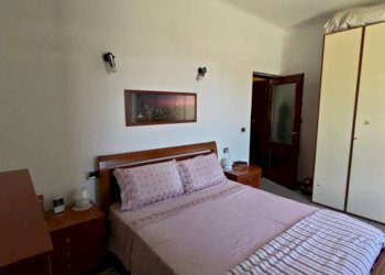 Camera da letto - Trilocale via Teresa Durazzo Pallavicini, Genova (zona Sampierdarena) - foto 9