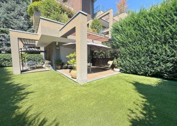 Giardino - Four-room apartment via Privata Vincenzo Monti, 4, Carate Brianza - photo 1