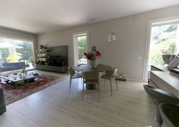 Salone - Four-room apartment via Privata Vincenzo Monti, 4, Carate Brianza - photo 5