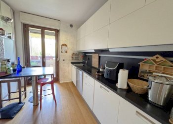 Cucina - Quadrilocale via Giacomo Medici, 14, Monza (zona Triante) - foto 7