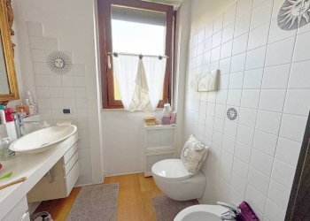 Bagno - Quadrilocale via Giacomo Medici, 14, Monza (zona Triante) - foto 11