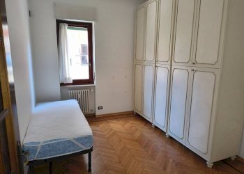Camera da letto - Four-room apartment Cuneo (neighborhood Centro) - photo 11