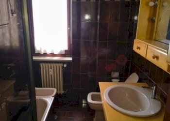 Bagno - Four-room apartment Cuneo (neighborhood Centro) - photo 12