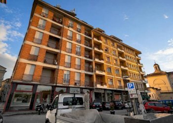 Facciata - Trilocale via Caraglio, Cuneo (zona Centro) - foto 4