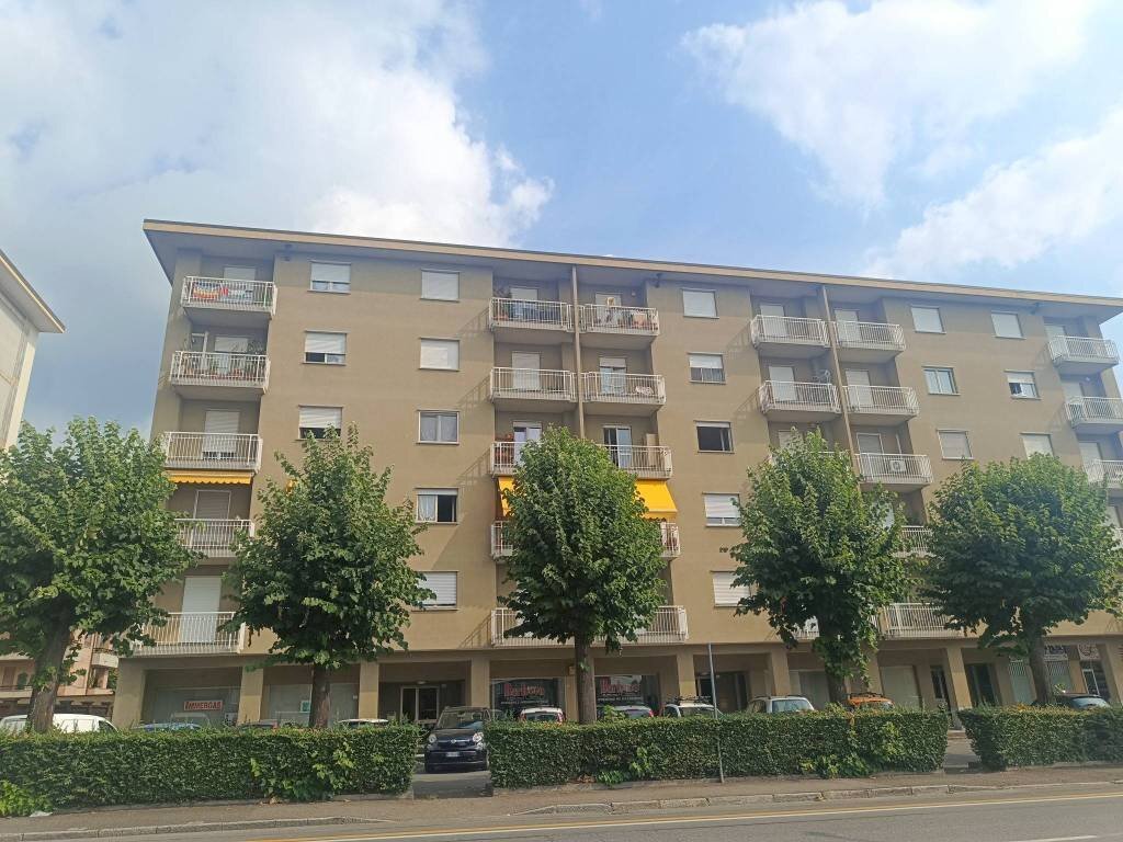 Facciata - Two-room apartment corso Torino, 109, Pinerolo - photo 2