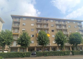 Facciata - Two-room apartment corso Torino, 109, Pinerolo - photo 2