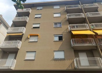 Facciata - Bilocale corso Torino, 109, Pinerolo - foto 5