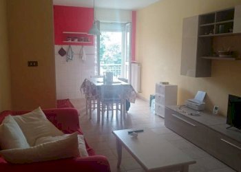 Salone - Bilocale corso Torino, 109, Pinerolo - foto 6
