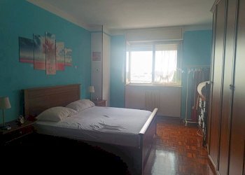 Camera da letto - Two-room apartment corso Torino, 109, Pinerolo - photo 15