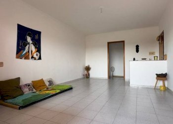 Salone - Appartamento via Carlo Alberto Dalla Chiesa, Fara in Sabina - foto 2