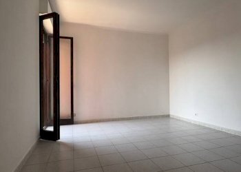 Camera da letto - Appartamento via Carlo Alberto Dalla Chiesa, Fara in Sabina - foto 7
