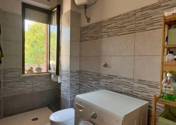 Bagno - Appartamento via Carlo Alberto Dalla Chiesa, Fara in Sabina - foto 12