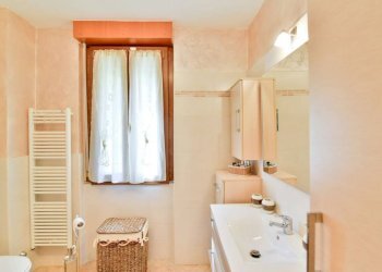Bagno - Trilocale via Alcide De Gasperi, 7, Asso - foto 9