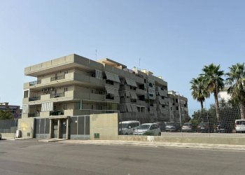 Facciata - Four-room apartment via Leonardo del Turco, 1/a, Bari (neighborhood Palese) - photo 19