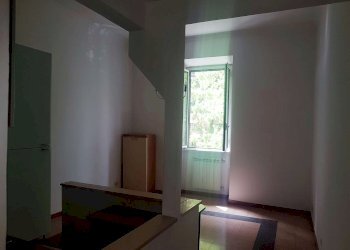 soggiorno - Three-room apartment via della Marranella, Roma (neighborhood Pigneto) - photo 4