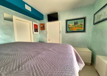Camera da letto - Bilocale corso Alcide De Gasperi, 45, Cuneo (zona Donatello) - foto 9