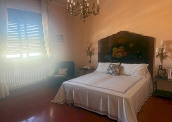 Camera da letto - Attico via Leonardo Cocito, 26, Alba - foto 30