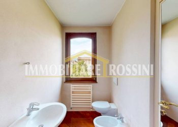 Bagno - Villa a Schiera via Costituzione, 8a, Buguggiate - foto 24