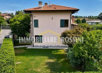 Giardino - Villa a Schiera via Costituzione, 8a, Buguggiate - foto 49