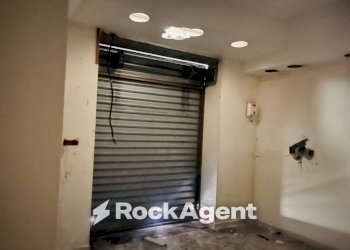 Interno non residenziale - Shop via Costantino Astarita, 43, Pagani - photo 13