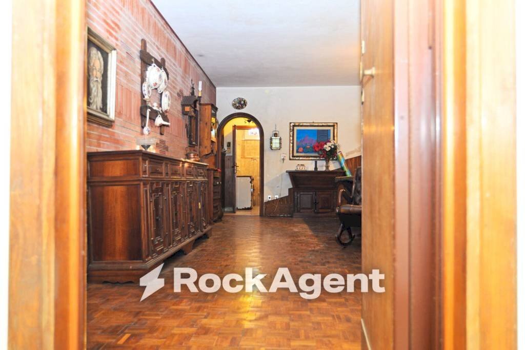 Corridoio - One-room apartment via Cilicia, 53, Roma - photo 3