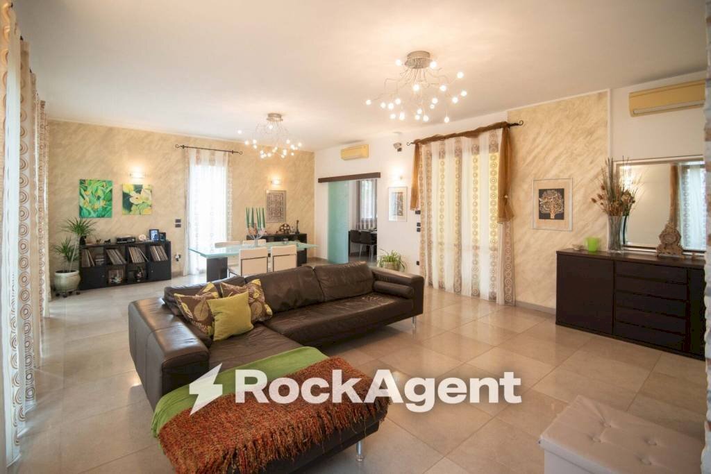 Salone - Villa via Giuseppe Sirtori, 2, Bellaria-Igea Marina - foto 3