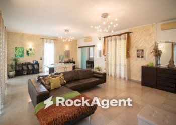 Salone - Villa via Giuseppe Sirtori, 2, Bellaria-Igea Marina - foto 3