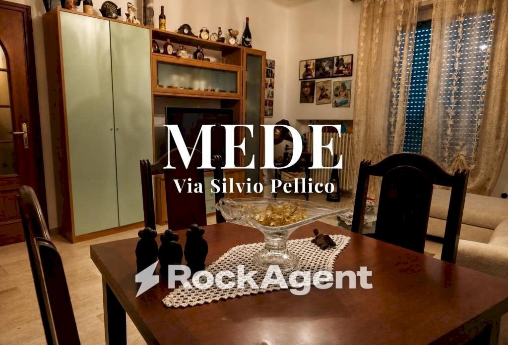 Salone - Three-room apartment via Silvio Pellico, 35, Mede - photo 1