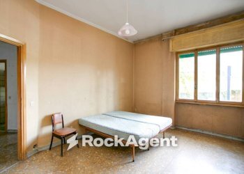 Camera da letto - Bilocale via Vitellia, 31, Roma - foto 12
