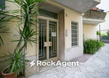 Facciata - Bilocale via Vitellia, 31, Roma - foto 21