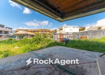 Posto macchina - Villa a Schiera via Carrubbazza, San Gregorio di Catania - foto 10