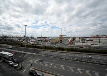 Vista - Ufficio via Antica Fiumara, 3, Genova (zona Sampierdarena) - foto 12
