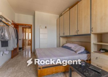 Camera da letto - Three-room apartment via G. Lembo 11, Bari (neighborhood Santo Spirito) - photo 9